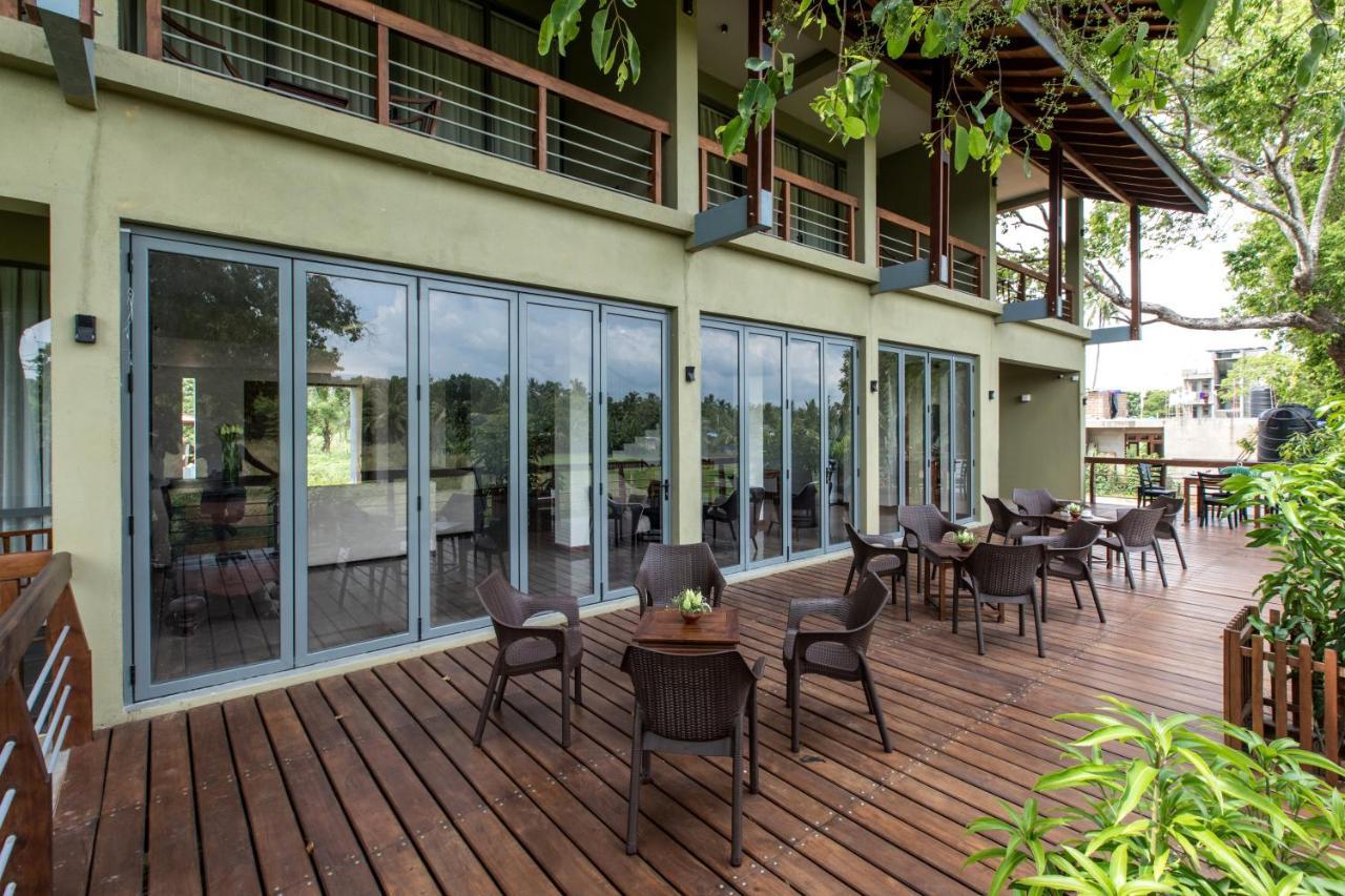 Earls Rajarata Hotell Anuradhapura Exteriör bild