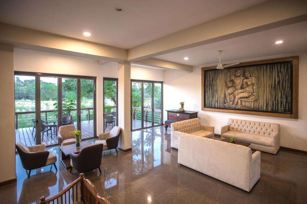 Earls Rajarata Hotell Anuradhapura Exteriör bild