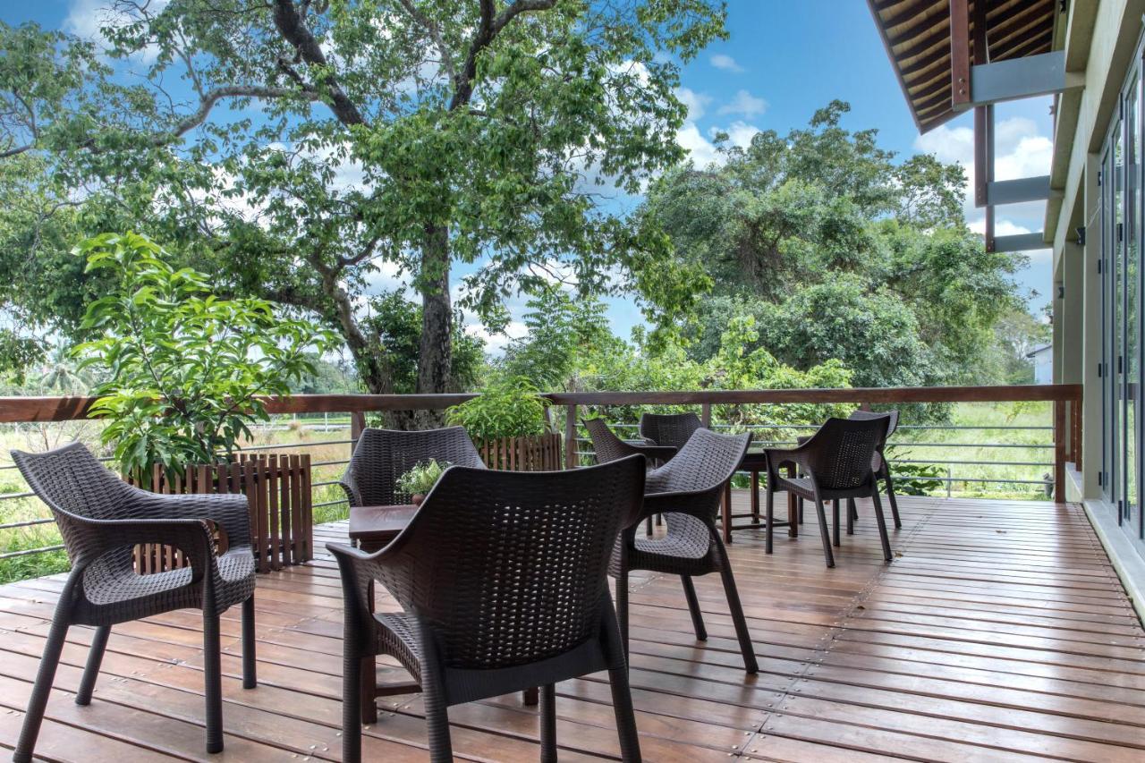 Earls Rajarata Hotell Anuradhapura Exteriör bild