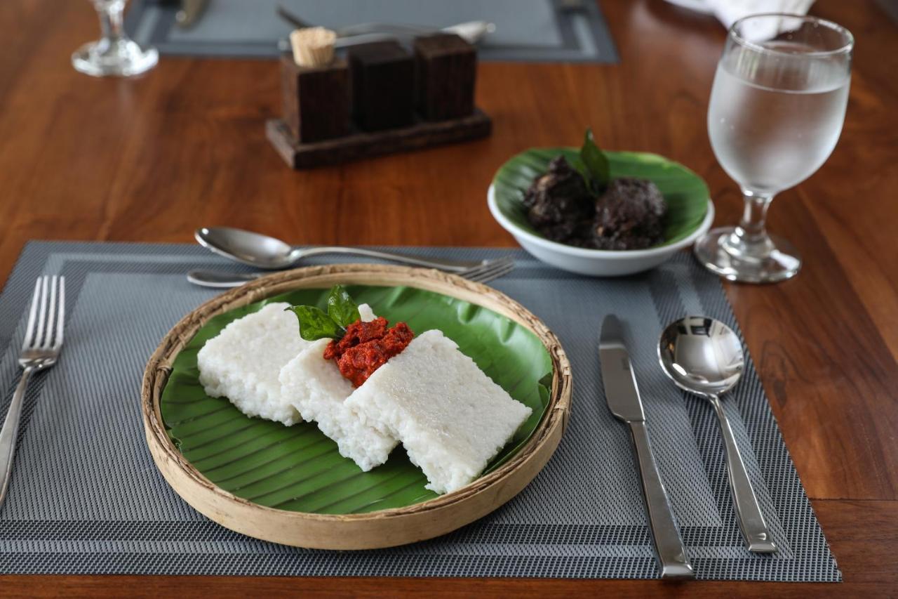 Earls Rajarata Hotell Anuradhapura Exteriör bild