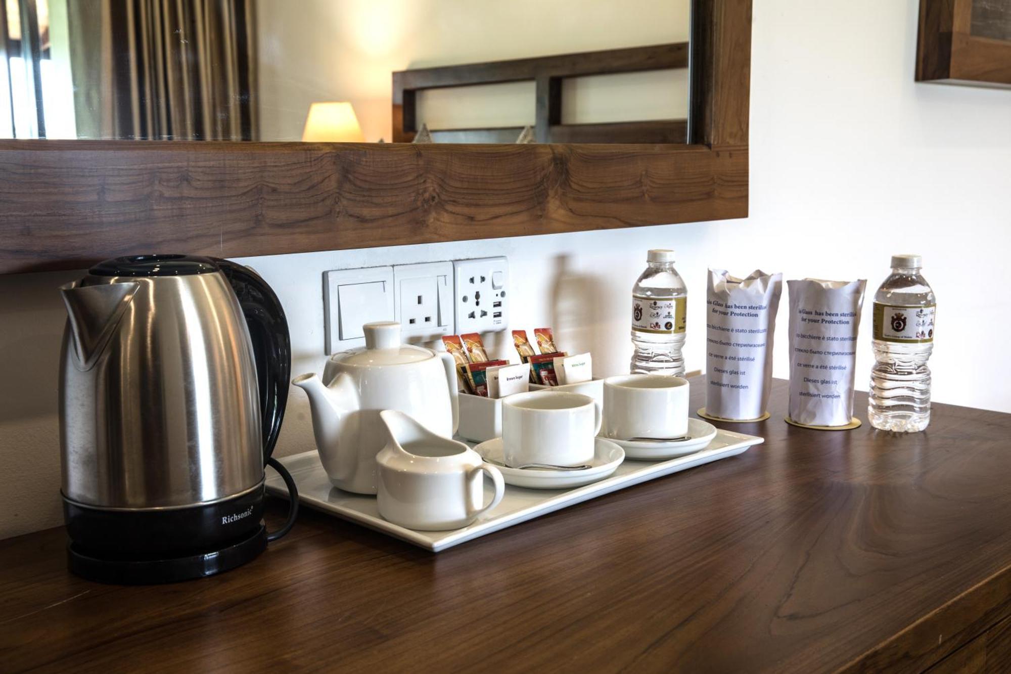 Earls Rajarata Hotell Anuradhapura Rum bild