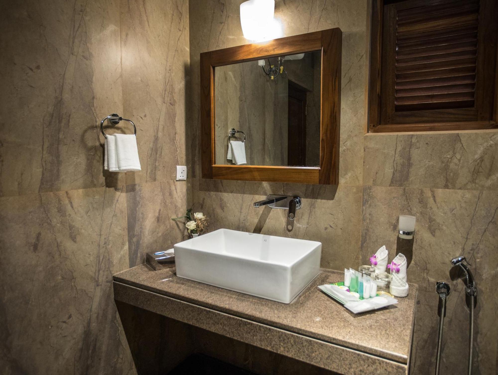Earls Rajarata Hotell Anuradhapura Rum bild